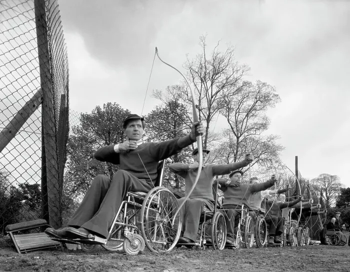 Framed Print : Archery practice at the CISWO paraplegic centre, Pontefract, West Yorkshire, 1960