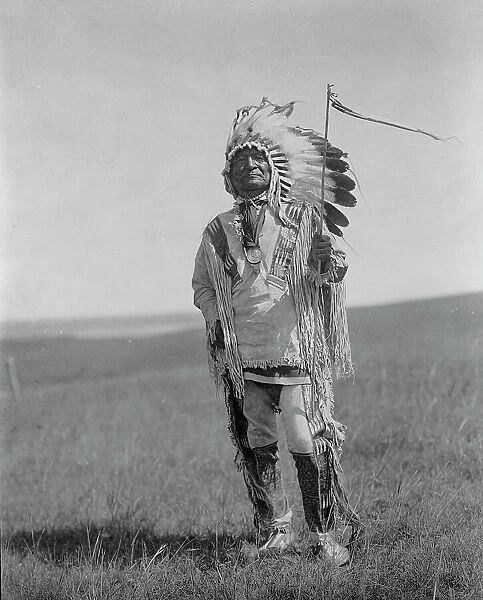 Arikara chief, c1908. Creator: Edward Sheriff Curtis