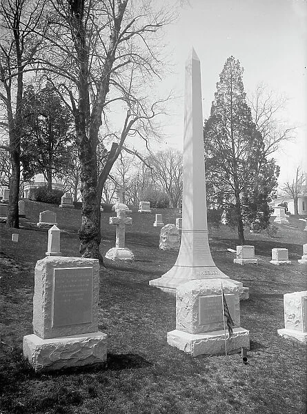 Arlington National Cemetery, 1917. Creator: Harris & Ewing. Arlington National Cemetery, 1917. Creator: Harris & Ewing