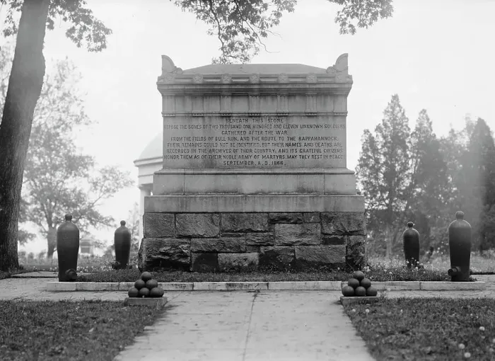 Framed Print : Arlington National Cemetery - Views, 1912. Creator: Harris & Ewing. Arlington National Cemetery - Views, 1912. Creator: Harris & Ewing Framed Print : Arlington National Cemetery - Views, 1912. Creator: Harris & Ewing. Arlington National Cemetery - Views, 1912. Creator: Harris & Ewing