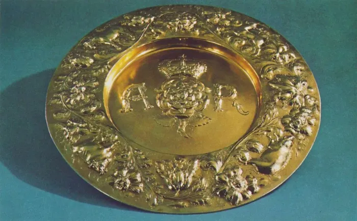 Framed Print : Arms Dish, 1660, 1953. Artist: Henry Greenway Framed Print : Arms Dish, 1660, 1953. Artist: Henry Greenway