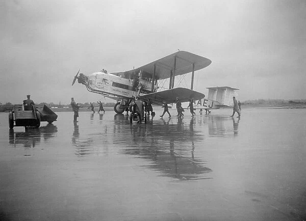Armstrong Whitworth Argosy, Croydon Aerodrome, 25 April 1931. Artist: Bill Brunell