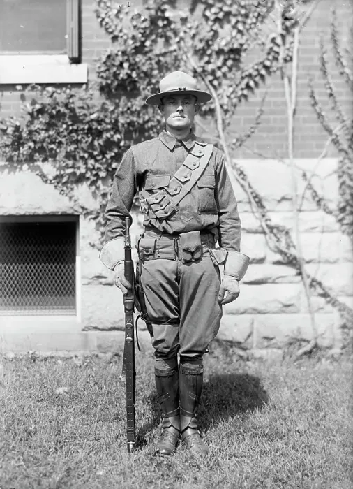 Framed Print : Army, U.S. Equipment On Soldier, 1916. Creator: Harris & Ewing. Army, U.S. Equipment On Soldier, 1916. Creator: Harris & Ewing Framed Print : Army, U.S. Equipment On Soldier, 1916. Creator: Harris & Ewing. Army, U.S. Equipment On Soldier, 1916. Creator: Harris & Ewing