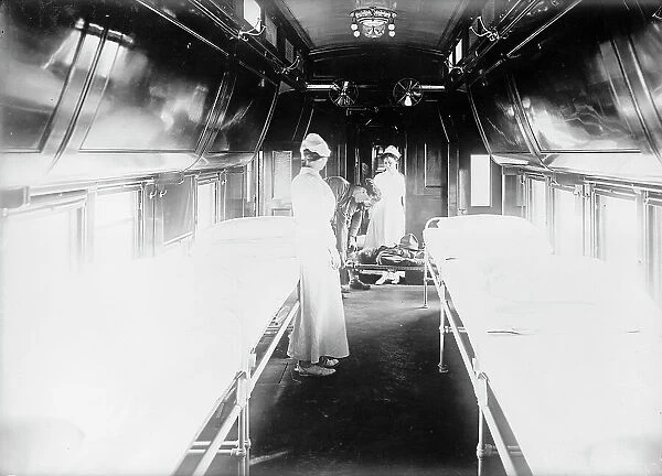 Army, U.S, Hospital Car - Interior, 1917. Creator: Harris & Ewing. Army, U.S, Hospital Car - Interior, 1917. Creator: Harris & Ewing