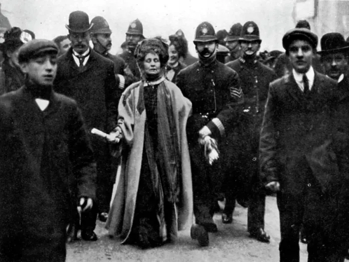 Framed Print : Arrest of Emmeline Pankhurst, London, 13 February 1908. Creator: Unknown Framed Print : Arrest of Emmeline Pankhurst, London, 13 February 1908. Creator: Unknown