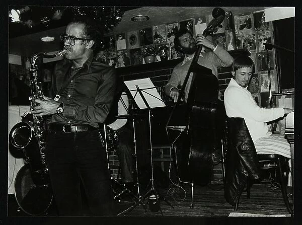 Art Themen, Dave Green, and Michael Garrick playing at The Bell, Codicote, Hertfordshire, 1981