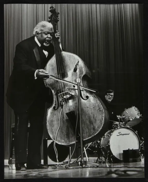 Framed Print : Arvell Shaw and Barrett Deems on stage, Stevenage, Hertfordshire, 1984 Framed Print : Arvell Shaw and Barrett Deems on stage, Stevenage, Hertfordshire, 1984