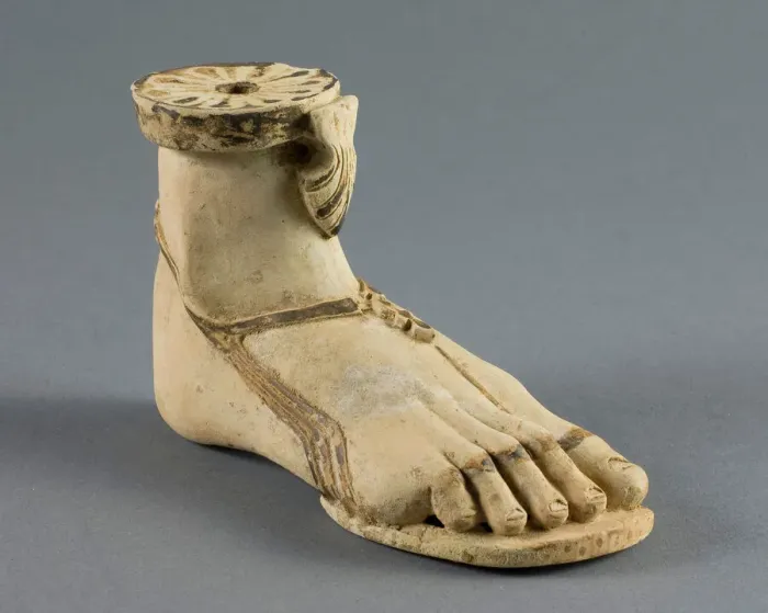 Framed Print : Aryballos (Container for Oil) in the Form of a Right Foot, (7th-6th century BCE?) Framed Print : Aryballos (Container for Oil) in the Form of a Right Foot, (7th-6th century BCE?)