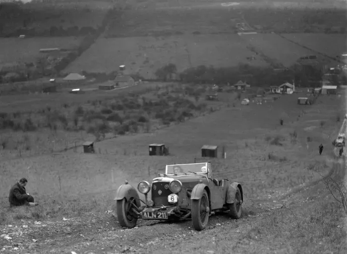 Framed Print : Aston Martin Sports competing in the London Motor Club Coventry Cup Trial, Knatts Hill, Kent, 1938 Framed Print : Aston Martin Sports competing in the London Motor Club Coventry Cup Trial, Knatts Hill, Kent, 1938