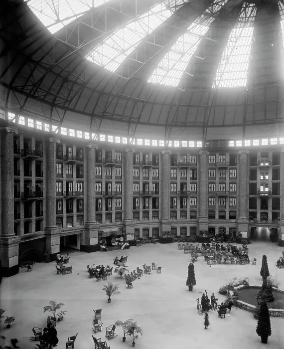 Framed Print : Atrium of New West Baden Springs Hotel, West BadenSprings, Ind. between 1900 and 1915. Creator: Unknown Framed Print : Atrium of New West Baden Springs Hotel, West BadenSprings, Ind. between 1900 and 1915. Creator: Unknown