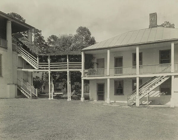 Auburn, Natchez, Adams County, Mississippi, 1938. Creator: Frances Benjamin Johnston