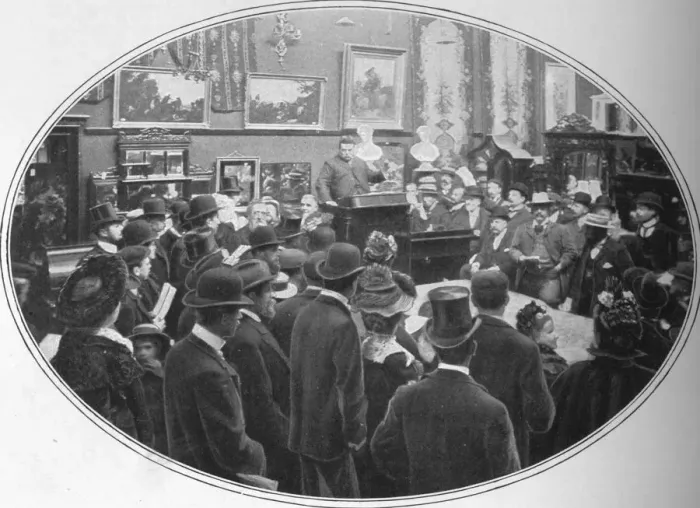 Framed Print : Auction in progress at Phillips auctioneers, London, c1901 (1901) Framed Print : Auction in progress at Phillips auctioneers, London, c1901 (1901)