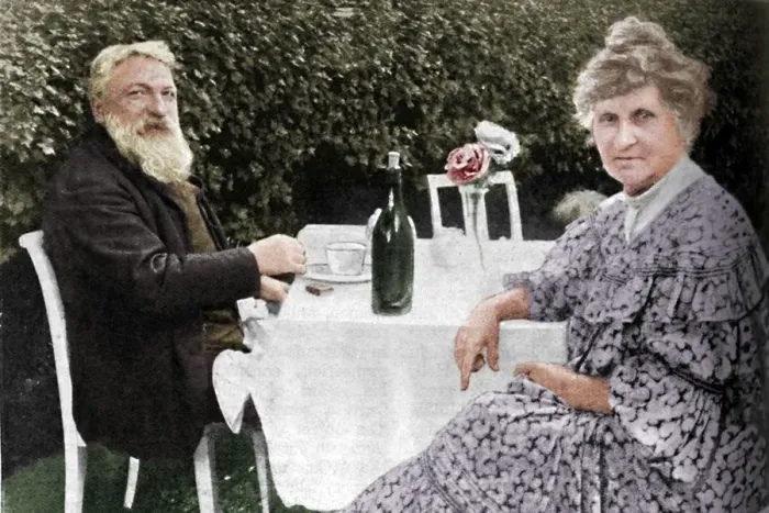 Framed Print : Auguste Rodin - Rodin and his Wife in their Garden at Meudon, c1925 Framed Print : Auguste Rodin - Rodin and his Wife in their Garden at Meudon, c1925