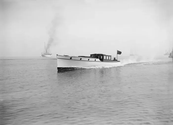 Framed Print : Austin 40ft motor launch under way, 1912. Creator: Kirk & Sons of Cowes Framed Print : Austin 40ft motor launch under way, 1912. Creator: Kirk & Sons of Cowes