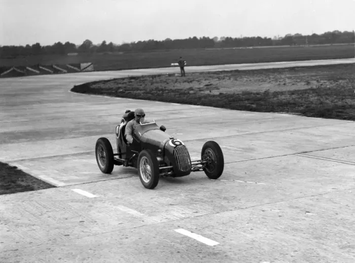 Framed Print : Austin 7 twin cam racing single seater on the Campbell Circuit, Brooklands. Artist: Bill Brunell Framed Print : Austin 7 twin cam racing single seater on the Campbell Circuit, Brooklands. Artist: Bill Brunell