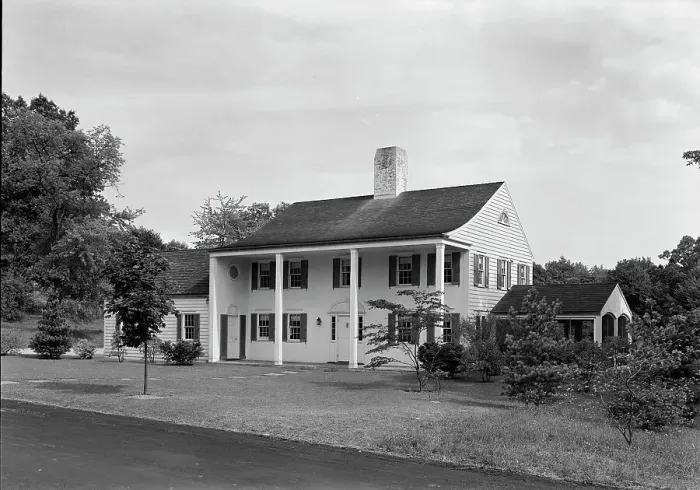 Framed Print : Austin W. Roche, residence on Old Barn Rd, Fairfield, Connecticut, 1939. Creator: Gottscho-Schleisner, Inc Framed Print : Austin W. Roche, residence on Old Barn Rd, Fairfield, Connecticut, 1939. Creator: Gottscho-Schleisner, Inc