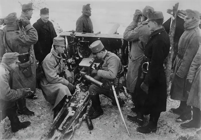 Framed Print : Austrian artillery in the Bukowina, between c1914 and c1915. Creator: Bain News Service Framed Print : Austrian artillery in the Bukowina, between c1914 and c1915. Creator: Bain News Service