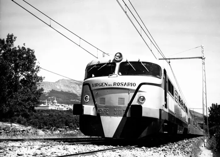 Framed Print : Automotive train Talgo III, 1950 Framed Print : Automotive train Talgo III, 1950