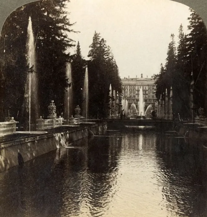 Framed Print : The Avenue of Fountains, Imperial Palace of Peterhof, Russia, 1897 Framed Print : The Avenue of Fountains, Imperial Palace of Peterhof, Russia, 1897