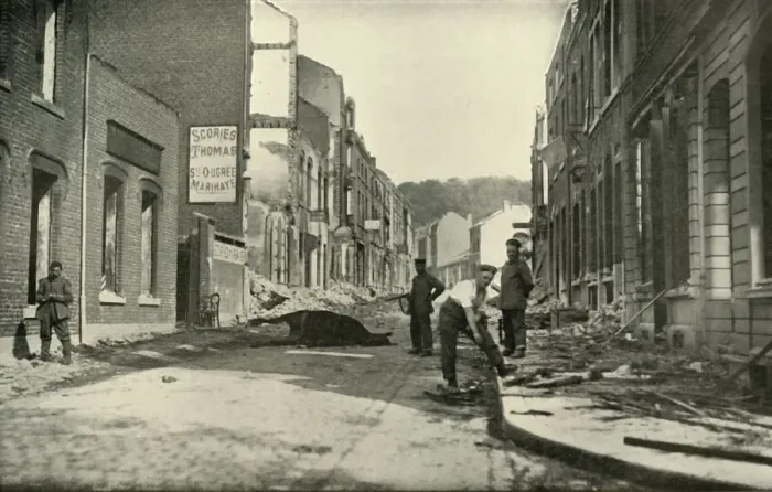 Framed Print : The Avenue De Mstricht, Vise, (1919). Creator: Unknown Framed Print : The Avenue De Mstricht, Vise, (1919). Creator: Unknown