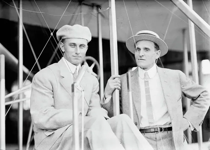 Framed Print : Aviator Harry Atwood, in Plane with Leo Stevens, 1911. Creator: Harris & Ewing. Aviator Harry Atwood, in Plane with Leo Stevens, 1911. Creator: Harris & Ewing Framed Print : Aviator Harry Atwood, in Plane with Leo Stevens, 1911. Creator: Harris & Ewing. Aviator Harry Atwood, in Plane with Leo Stevens, 1911. Creator: Harris & Ewing