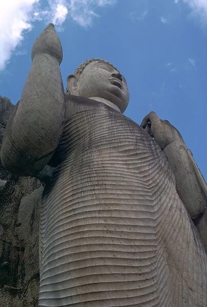 Awkana Buddha, a colossal statue