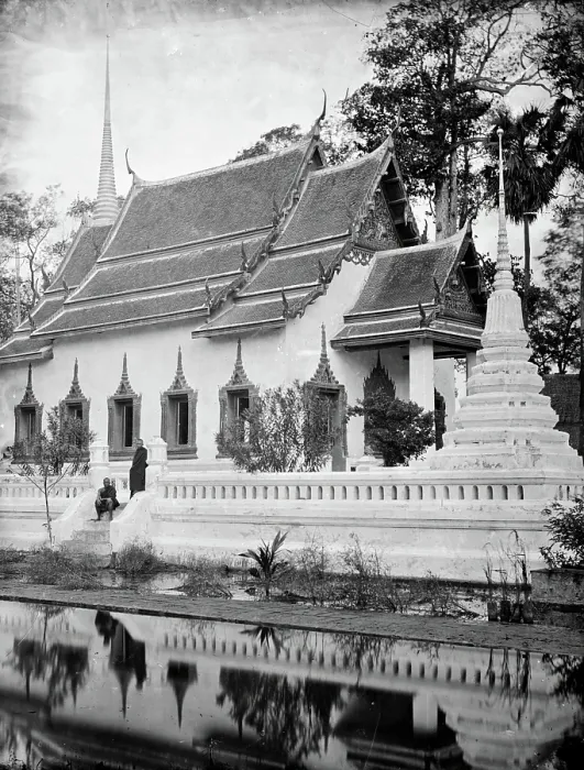 Framed Print : Ayutthaya, Siam (Thailand): the temple Wat Chumphon Nikayaram, 1865-1866. Creator: John Thomson Framed Print : Ayutthaya, Siam (Thailand): the temple Wat Chumphon Nikayaram, 1865-1866. Creator: John Thomson