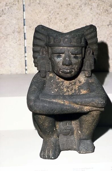 Aztec stone figure of seated Fire-God Xiuhtecuhtli, 1300-1521