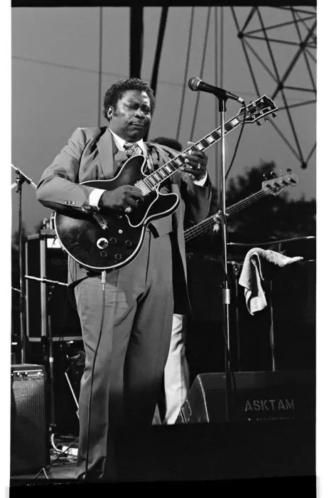 Framed Print : B. B. King, Capital Jazz, Knebworth, 1982. Artist: Brian O Connor Framed Print : B. B. King, Capital Jazz, Knebworth, 1982. Artist: Brian O Connor