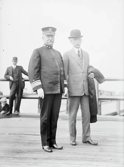 Framed Print : Badger, Charles Johnston, Rear Admiral, U.S.N. Left, with Admiral Fiske, 1914. Creator: Harris & Ewing. Badger, Charles Johnston, Rear Admiral, U.S.N. Left, with Admiral Fiske, 1914. Creator: Harris & Ewing Framed Print : Badger, Charles Johnston, Rear Admiral, U.S.N. Left, with Admiral Fiske, 1914. Creator: Harris & Ewing. Badger, Charles Johnston, Rear Admiral, U.S.N. Left, with Admiral Fiske, 1914. Creator: Harris & Ewing