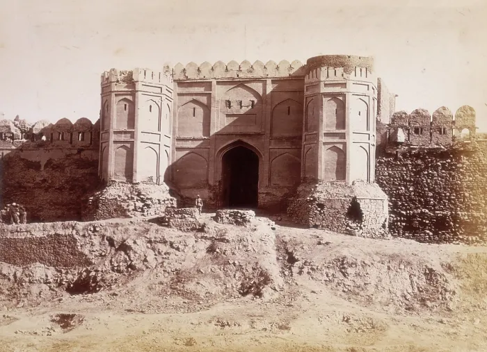 Framed Print : Bala Hissar gate, leading to city of Kabul, Afghanistan, c1879. Creator: Unknown Framed Print : Bala Hissar gate, leading to city of Kabul, Afghanistan, c1879. Creator: Unknown