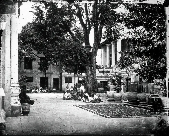 Framed Print : Bangkok, Siam (Thailand), 1981 (from a negative of 1865). Creator: John Thomson Framed Print : Bangkok, Siam (Thailand), 1981 (from a negative of 1865). Creator: John Thomson