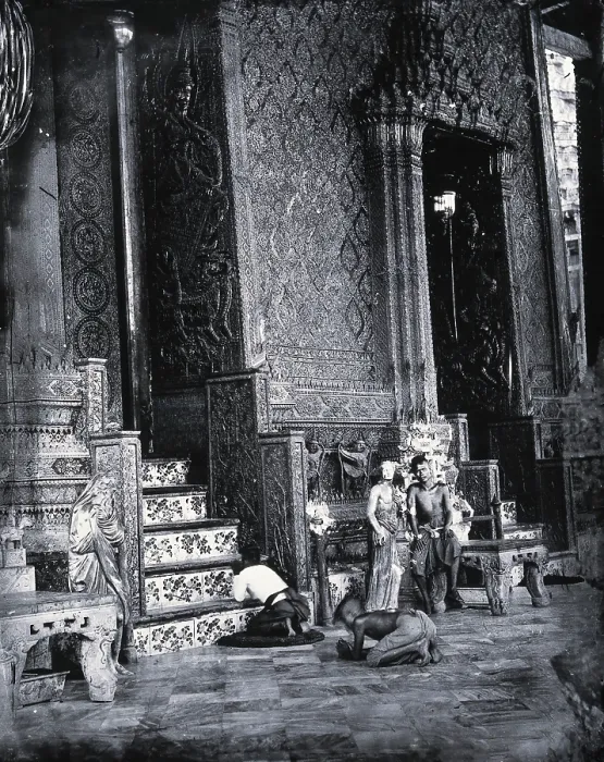 Framed Print : Bangkok, Siam (Thailand), 1981 (from a negative of 1866). Creator: John Thomson