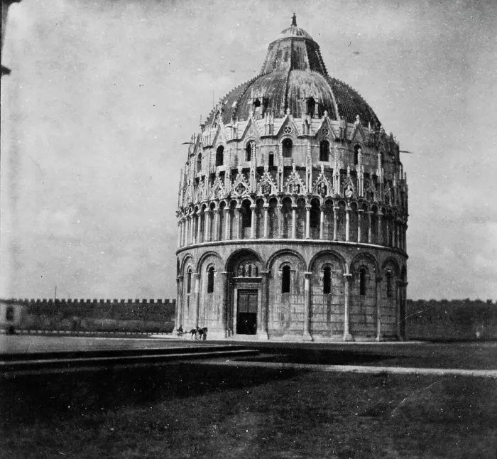 Framed Print : Baptistery, Pisa, Italy, between 1890 and 1925. Creator: Unknown Framed Print : Baptistery, Pisa, Italy, between 1890 and 1925. Creator: Unknown