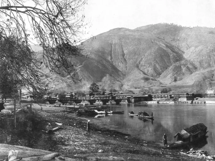 Framed Print : Baramulla, Kashmir, India, early 20th century. Artist: F Bremner Framed Print : Baramulla, Kashmir, India, early 20th century. Artist: F Bremner