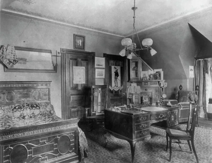 Framed Print : Barber House ('Belmont'), Washington, D.C. 1890s. Creator: Frances Benjamin Johnston. Barber House ('Belmont'), Washington, D.C. 1890s. Creator: Frances Benjamin Johnston Framed Print : Barber House ('Belmont'), Washington, D.C. 1890s. Creator: Frances Benjamin Johnston. Barber House ('Belmont'), Washington, D.C. 1890s. Creator: Frances Benjamin Johnston