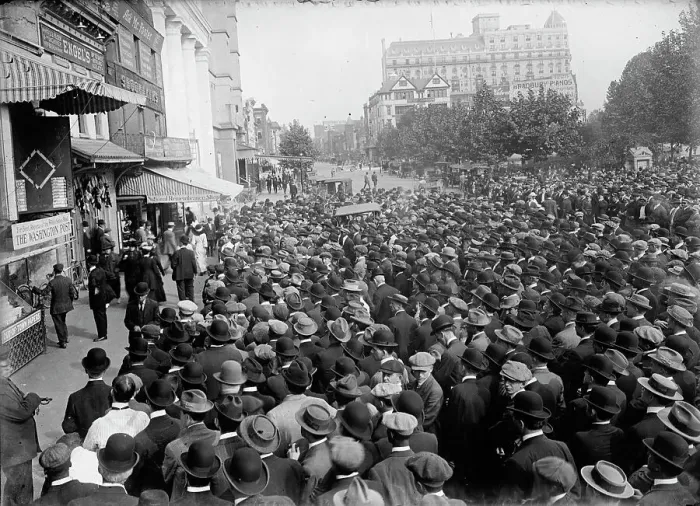 Framed Print : Baseball, Professional - Crowds At Scoreboard, 1912. Creator: Harris & Ewing. Baseball, Professional - Crowds At Scoreboard, 1912. Creator: Harris & Ewing Framed Print : Baseball, Professional - Crowds At Scoreboard, 1912. Creator: Harris & Ewing. Baseball, Professional - Crowds At Scoreboard, 1912. Creator: Harris & Ewing