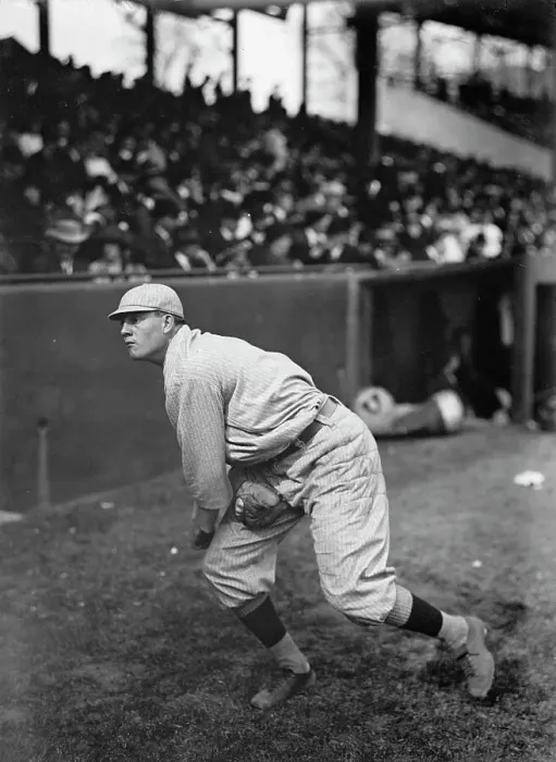 Framed Print : Baseball - Professional Players, 1916. Creator: Harris & Ewing. Baseball - Professional Players, 1916. Creator: Harris & Ewing Framed Print : Baseball - Professional Players, 1916. Creator: Harris & Ewing. Baseball - Professional Players, 1916. Creator: Harris & Ewing