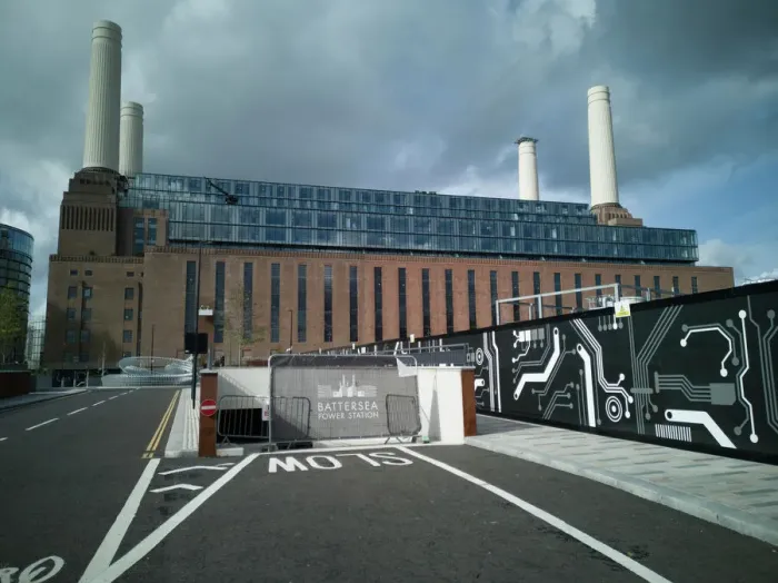 Framed Print : Around Battersea Power Station, London, UK, Oct 2021. Creator: Ethel Davies Framed Print : Around Battersea Power Station, London, UK, Oct 2021. Creator: Ethel Davies