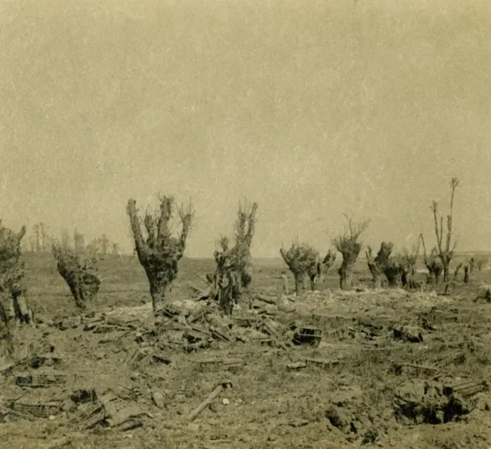 Framed Print : Battlefield, Maurepas, northern France, c1914-c1918
