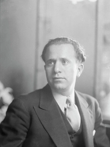 Bauman, Raymond, portrait photograph, 1932 Feb. 21. Creator: Arnold Genthe