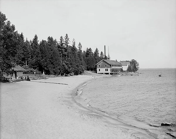 Beach and boat house, Hotel Champlain, N.Y. between 1900 and 1910. Creator: Unknown