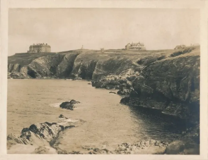 Framed Print : Beacon Cove - Newquay, 1927