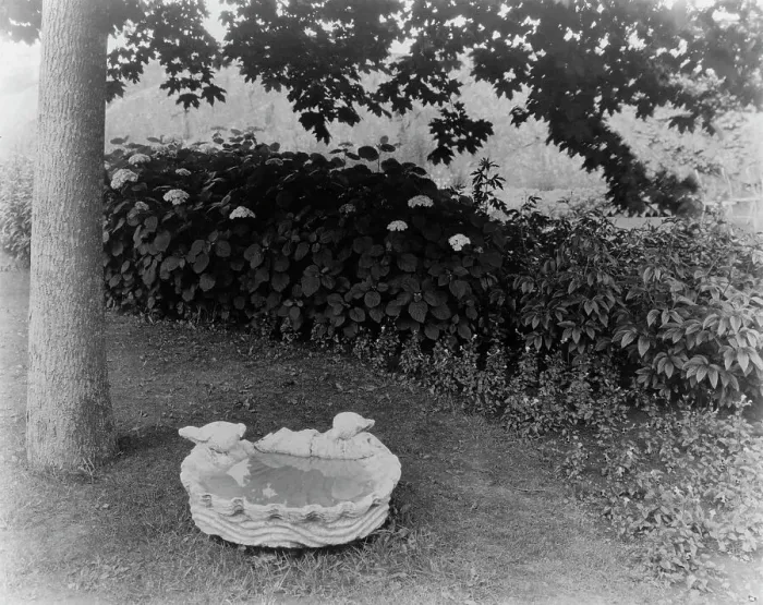 Framed Print : Beacon Hill House, Arthur Curtiss James house, Beacon Hill Road, Newport, Rhode Island, 1917. Creator: Frances Benjamin Johnston. Beacon Hill House, Arthur Curtiss James house, Beacon Hill Road, Newport, Rhode Island, 1917