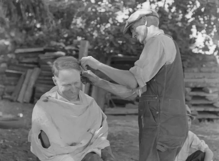 Framed Print : Bean pickers barbering each other, near West Staten, Marion County, Oregon, 1939. Creator: Dorothea Lange Framed Print : Bean pickers barbering each other, near West Staten, Marion County, Oregon, 1939. Creator: Dorothea Lange