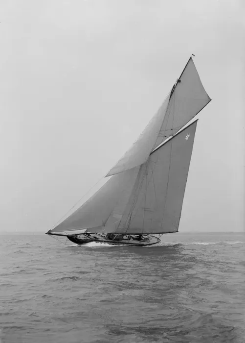 Framed Print : The beautiful 52 ft cutter Sonya sailing close-hauled, 1913. Creator: Kirk & Sons of Cowes Framed Print : The beautiful 52 ft cutter Sonya sailing close-hauled, 1913. Creator: Kirk & Sons of Cowes