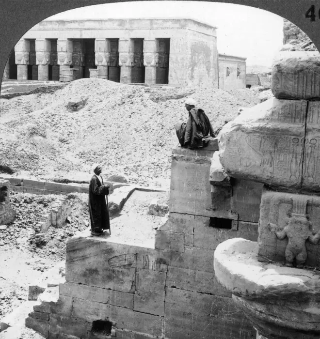 Framed Print : The beautiful Temple of Hathor at Denderah, Egypt, 1905. Artist: Underwood & Underwood Framed Print : The beautiful Temple of Hathor at Denderah, Egypt, 1905. Artist: Underwood & Underwood
