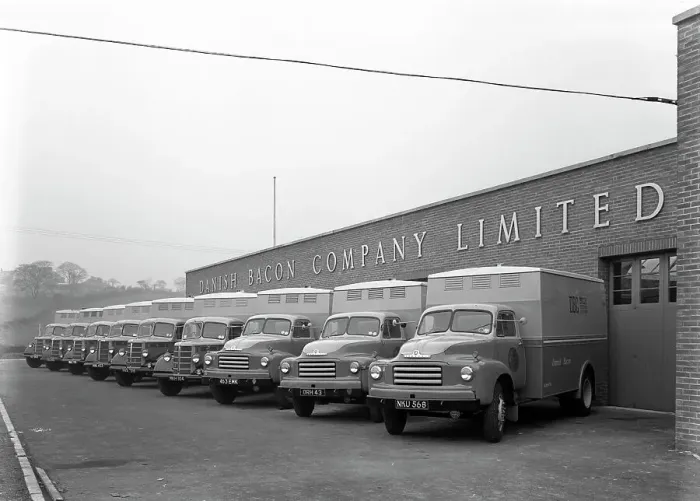 Framed Print : Bedford delivery lorries at the Danish Bacon Co, Kilnhurst, South Yorkshire, 1957