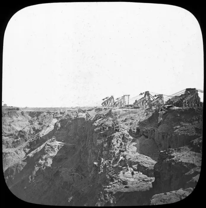 Framed Print : De Beers diamond mine, South Africa, c1890 Framed Print : De Beers diamond mine, South Africa, c1890