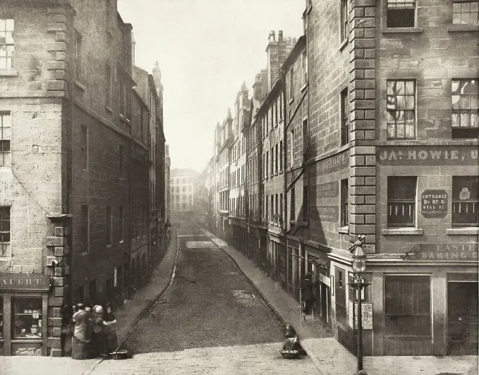 Framed Print : Bell Street From High Street (#14), Printed 1900. Creator: Thomas Annan Framed Print : Bell Street From High Street (#14), Printed 1900. Creator: Thomas Annan